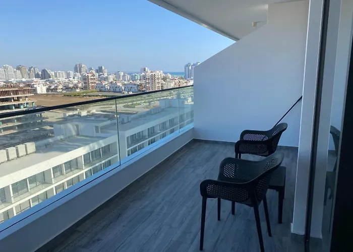 Grand Sapphire Iskele с 161 Apartmán Larnaca